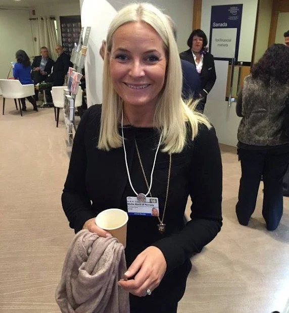 Crown princess Mette Marit Style Jewelery, Dresses, Fashions, Mode - Crown Princess Mette Marit of Norway attends the World Economic Forum (WEF - 2016) annual meeting in Davos