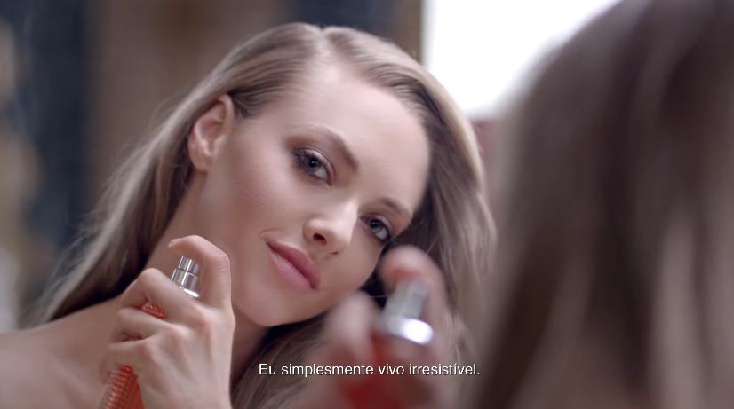 Modella Givenchy pubblicità profumo Live Irrésistible con Foto - Testimonial Spot Pubblicitario Givenchy 2016