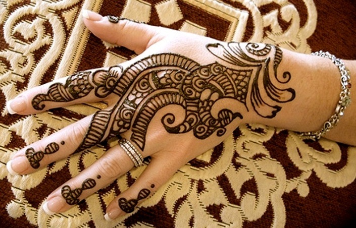 Kumpulan Motif Henna Pengantin Simple Wedding Gambar Tapi Menarik