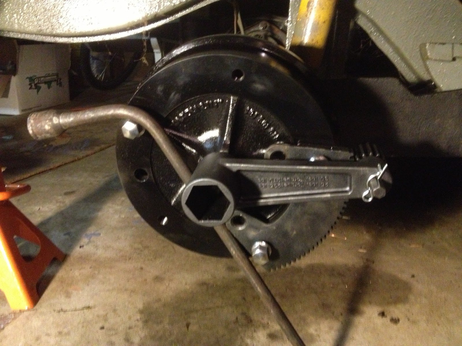 handverker vw rear axle nut