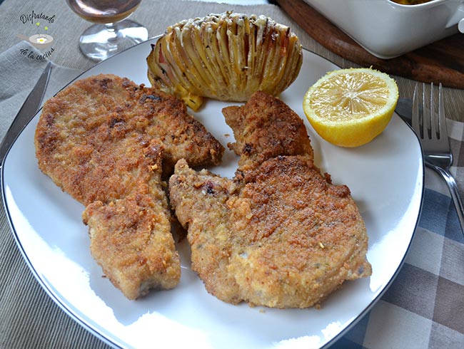 Chuletas de cerdo a la milanesa Chuletas de cerdo a la milanesa