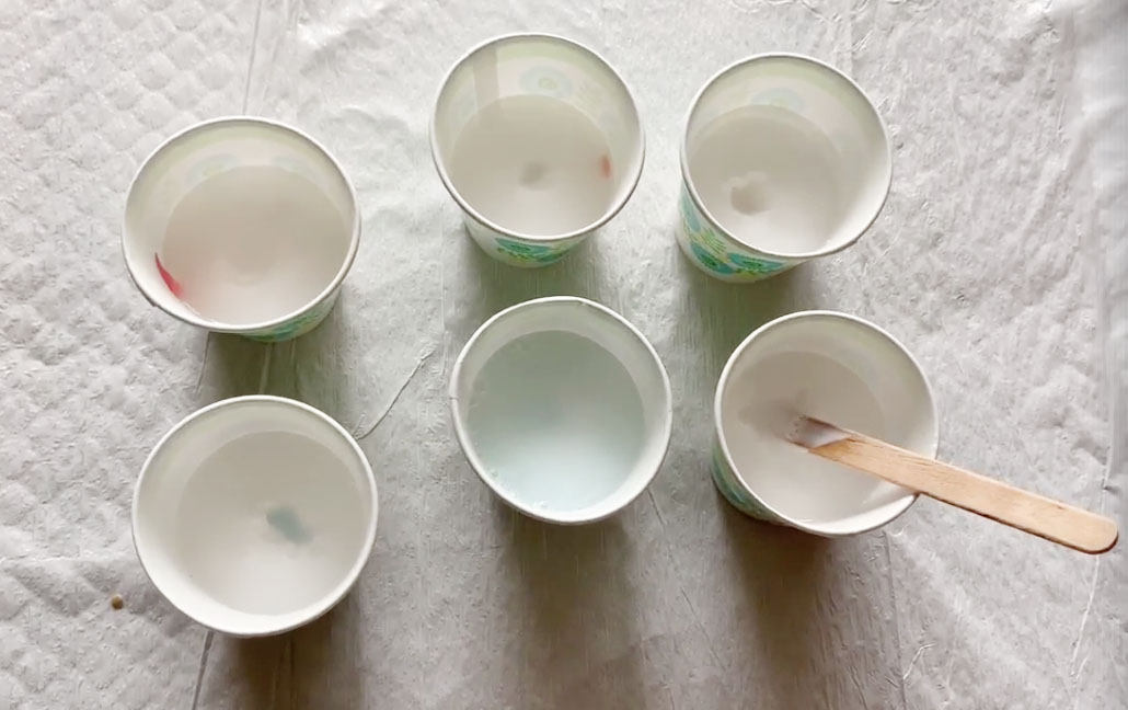 Vikalpah How to paint pour using acrylic paint and Mod Podge on wood panel