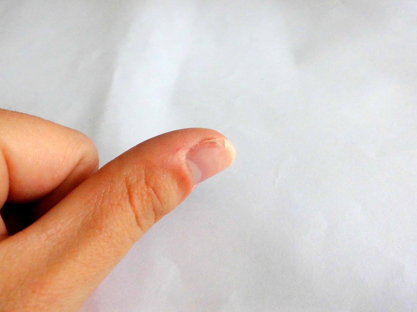 How to - Gescheurde nagel herstellen