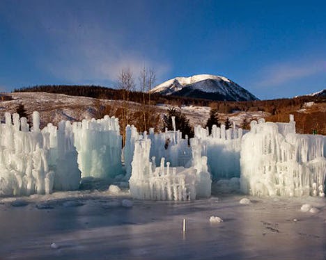 ice castles Silverthorne Colorado randommusings.filminspector.com
