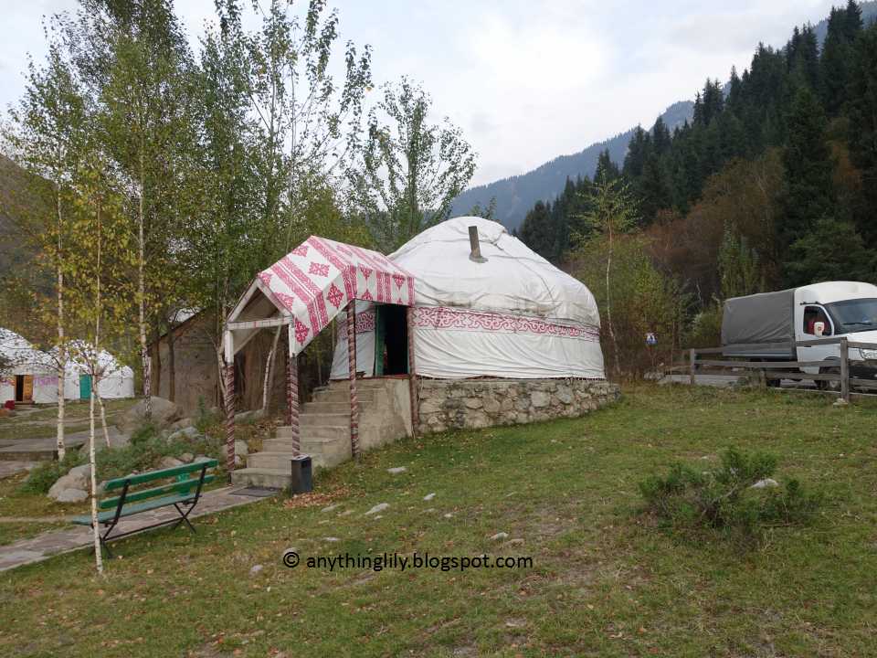 30+ Traditional Kazakhstan House