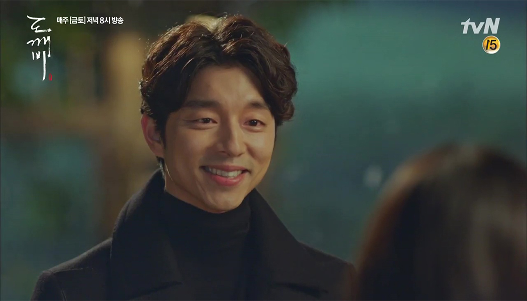 GONG YOO FAZ DISCURSO EMOCIONANTE SOBRE SUA MÃE AO RECEBER O PRÊMIO NO