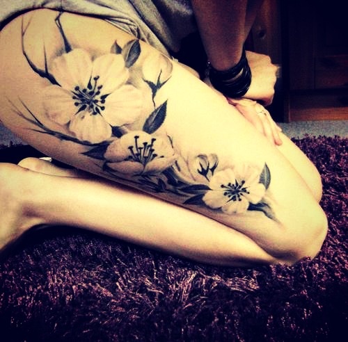 Fantastic+Black+And+White+Flowers+Tattoos+1.jpg