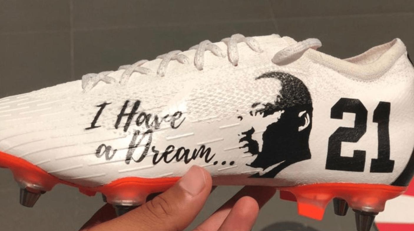 encuesta a menudo Al aire libre Ryan Bertrand Wears Special Nike Mercurial Black History Month Martin  Luther King Boots - Footy Headlines