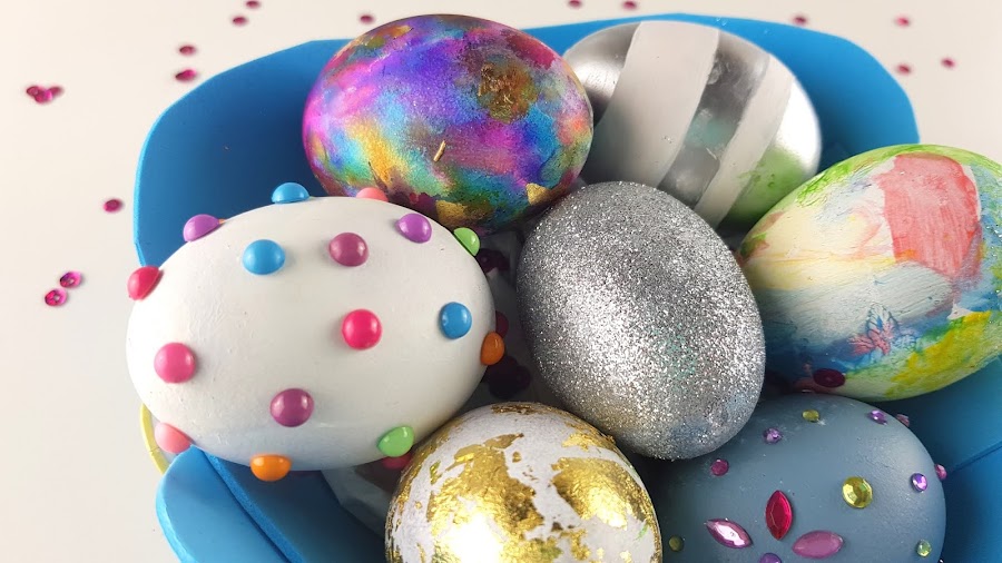 huevos de pascua easter eggs