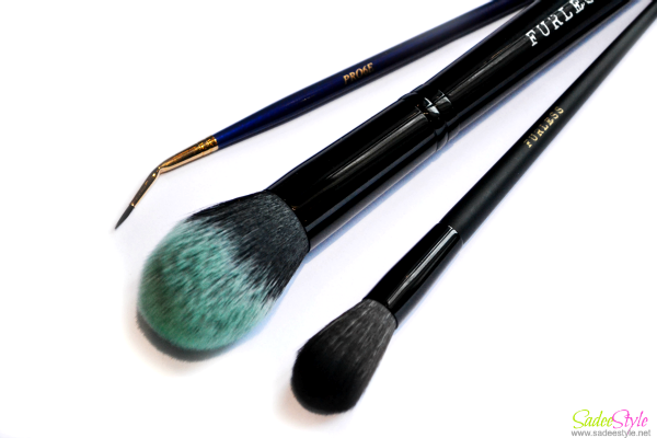Furless Cosmetics Makeup Brushes - Review