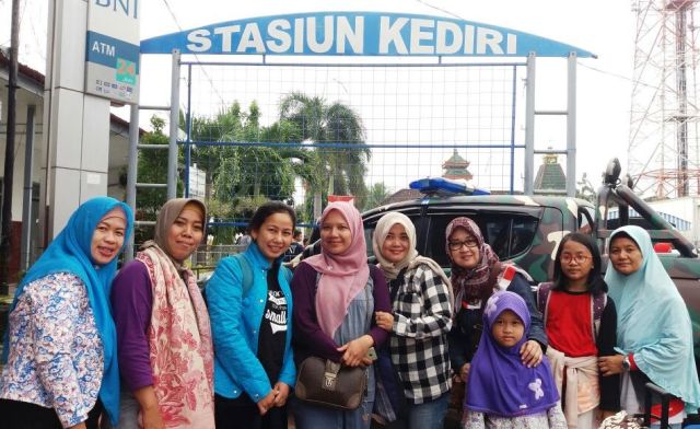 Liburan Seru Naik Kereta Api ke Kediri Nurul Sufitri Travel Blog