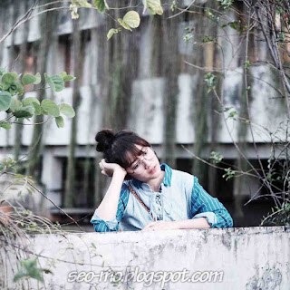 Foto Cute Febby Rastanty Blink Pakai Kacamata Foto Cute Febby Rastanty Blink Pakai Kacamata