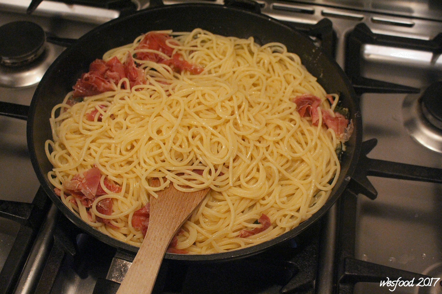 WesFood - Herr Westerhausen kocht ...: Spaghetti in zitroniger ...