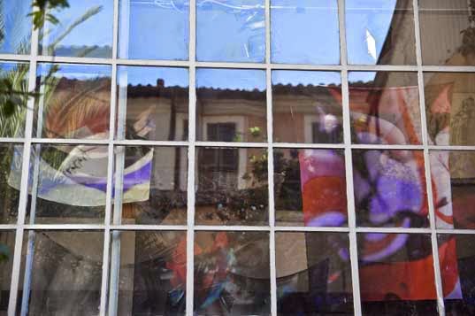 Chiara Cola: arte digital poliédrica em seda... e em outros materiais! esthia2 - Chiara Cola: arte digital poliédrica em seda... e em outros materiais!