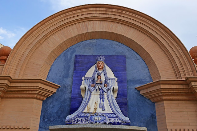 Virgen de la glorieta Virgen de los Reyes.