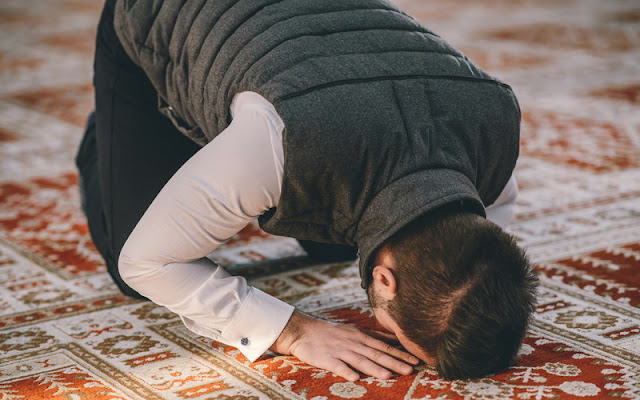 Doa Sholat Taubat Nasuha Sesuai Sunnah Nabi Muhammad, Lengkap dengan Artinya Doa Sholat Taubat Nasuha Sesuai Sunnah Nabi Muhammad, Lengkap dengan Artinya