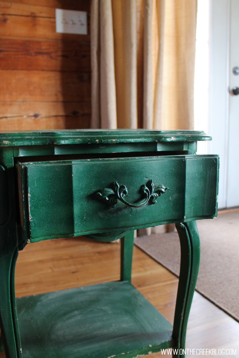 An upcoming project I'll be working on:  Refinishing this little green end table!
