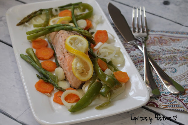 Salmón En Papillote Con Verduritas
