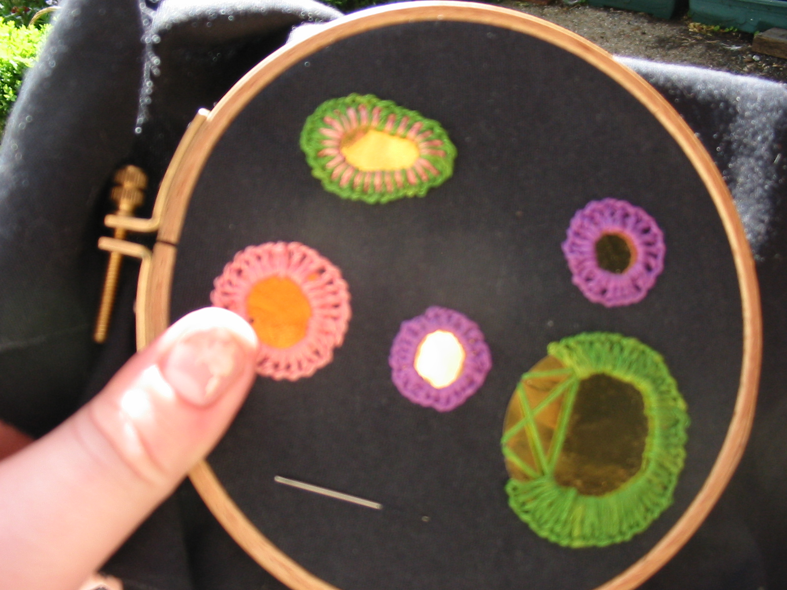 Bunny's Novel Cleansers: Tuesday Tutorials; Shisha Embroidery Stitches