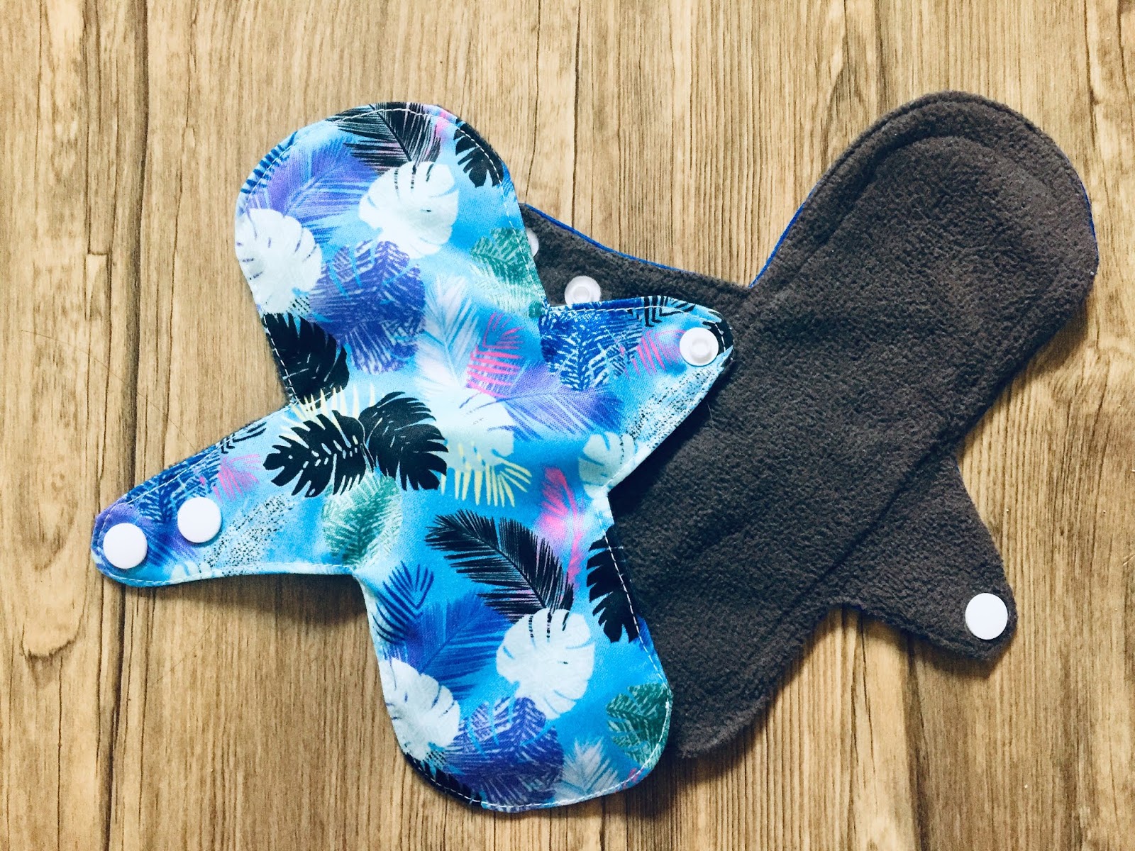 Why Switch to Reusable Pantiliners? Mamanee's Nest