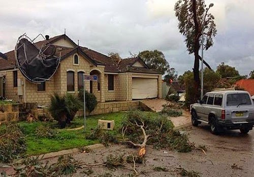 tornado_damage_perth_photo_natural_calamities
