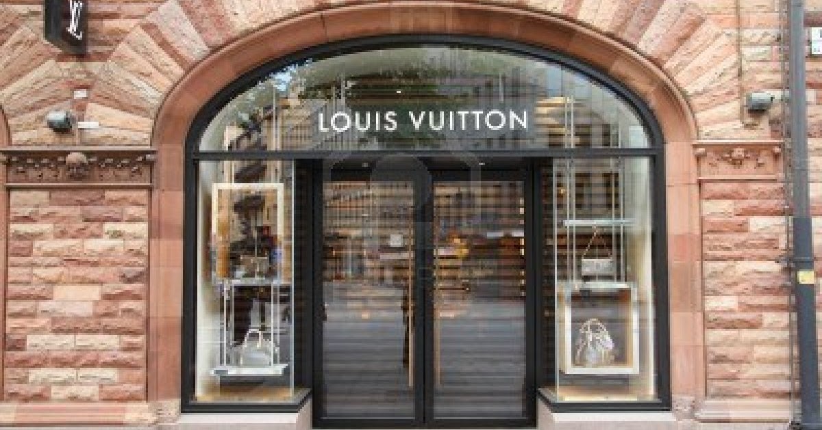 Louis Vuitton Italia Online Storefront
