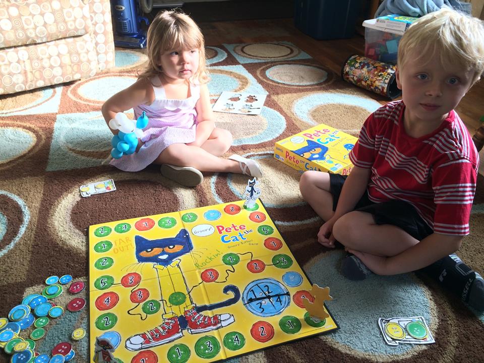 Pete the Cat: I Love My Buttons Game Review — Meeple Mountain