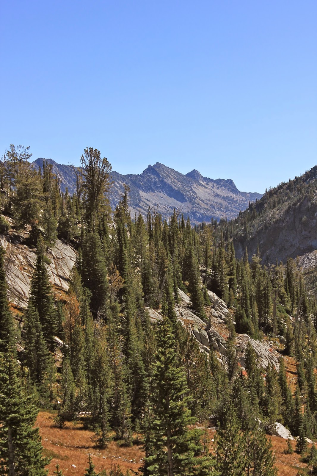 Mario's Hiking Photos Maxwell Lake, Oregon