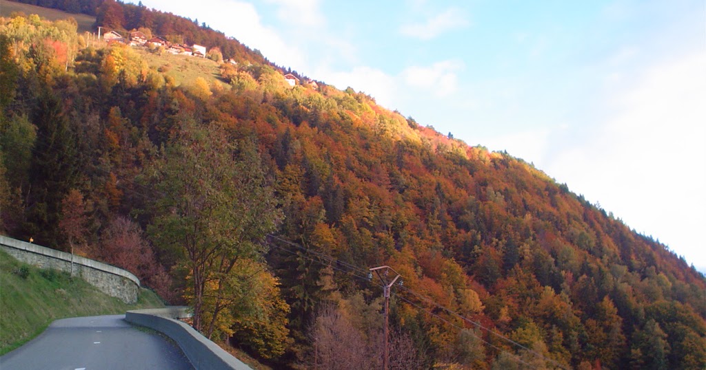 Strade da moto Inizia l'autunno, finisce il Passknacker