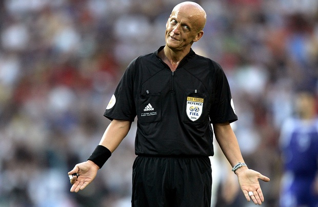 Refereeing World: Collina returns on the field as referee