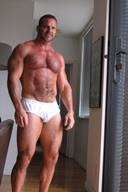 Hot Male Bodybuilders Big and Buff