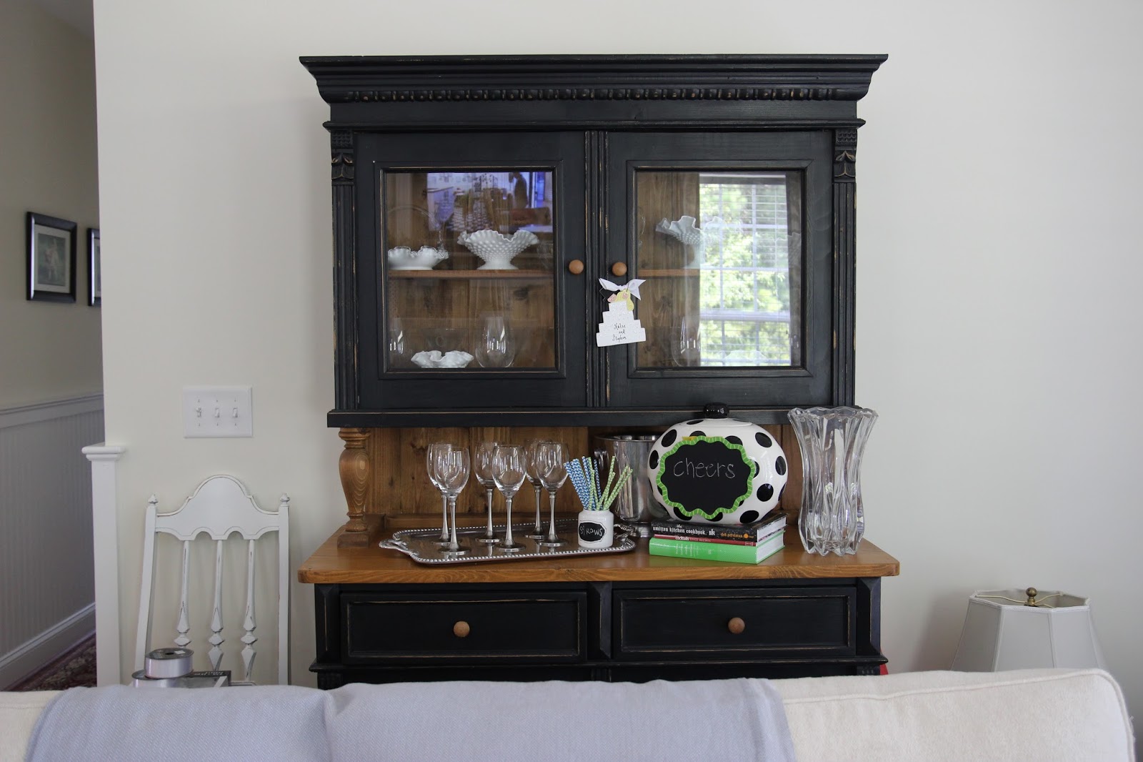 Miss Dixie Chalk Paint Hutch Details