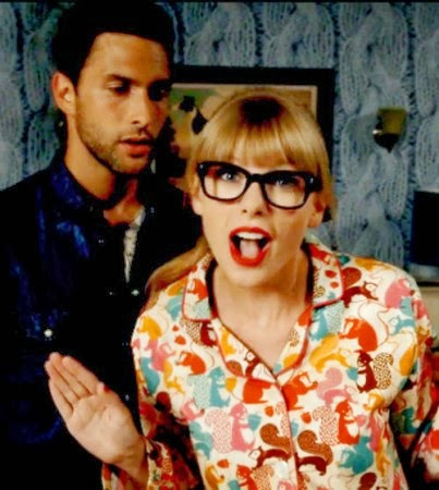 Taylor Swift randommusings.filminspector.com