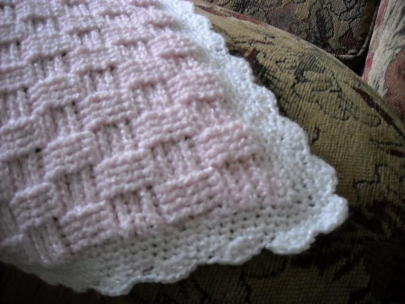 TwoLuLa: Basket Weave Baby Blankets
