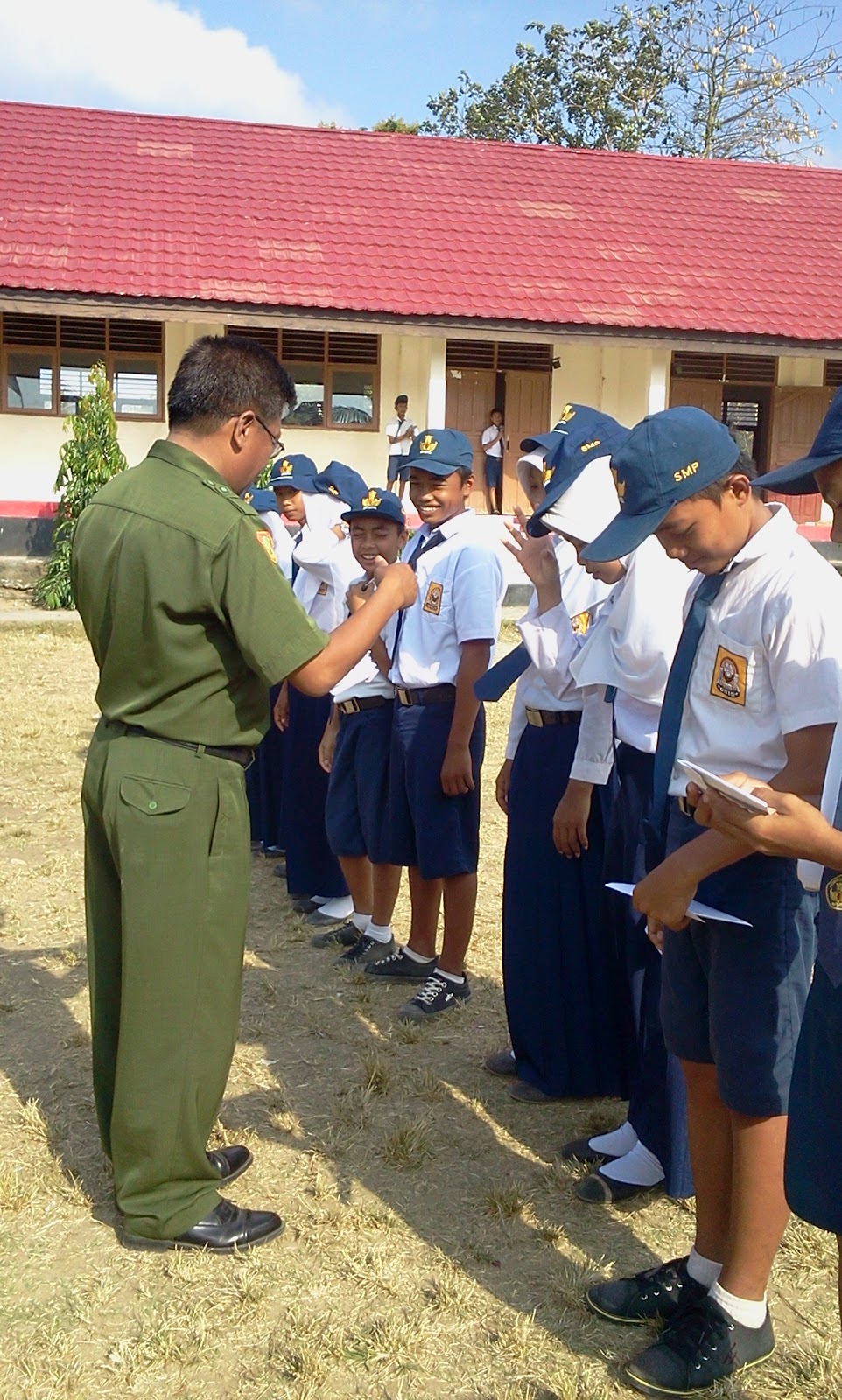 SMP NEGERI 4 BONTORAMBA: Oktober 2012