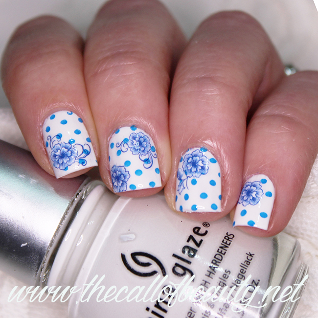 Blue Floral Nail Art