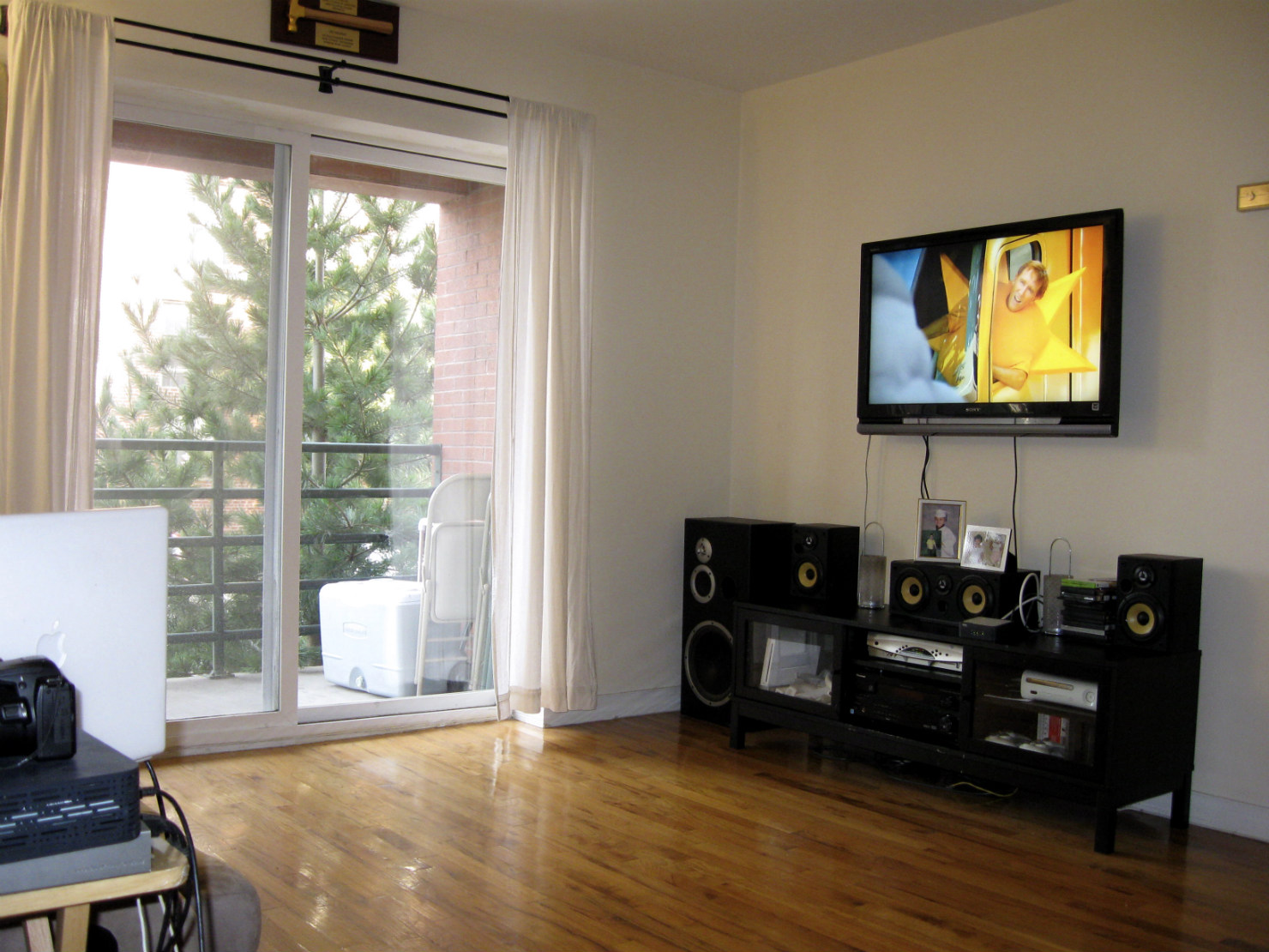 Brooklyn Luxury Homes RENTED! 2,300 ( 2 beds/ 2 baths/ 1 parking spot