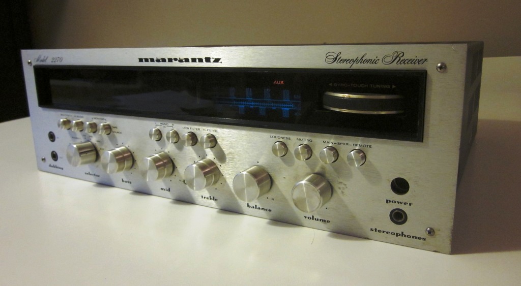 Speakerholic: Marantz SR-1000