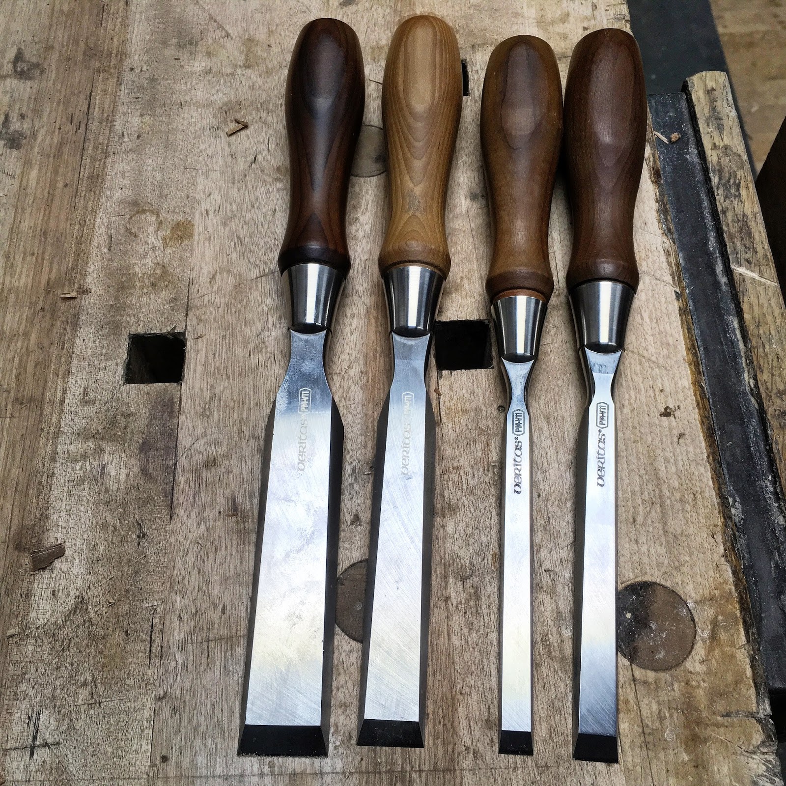 The Period Craftsmen Lee ValleyVeritas PMV11 Chisels