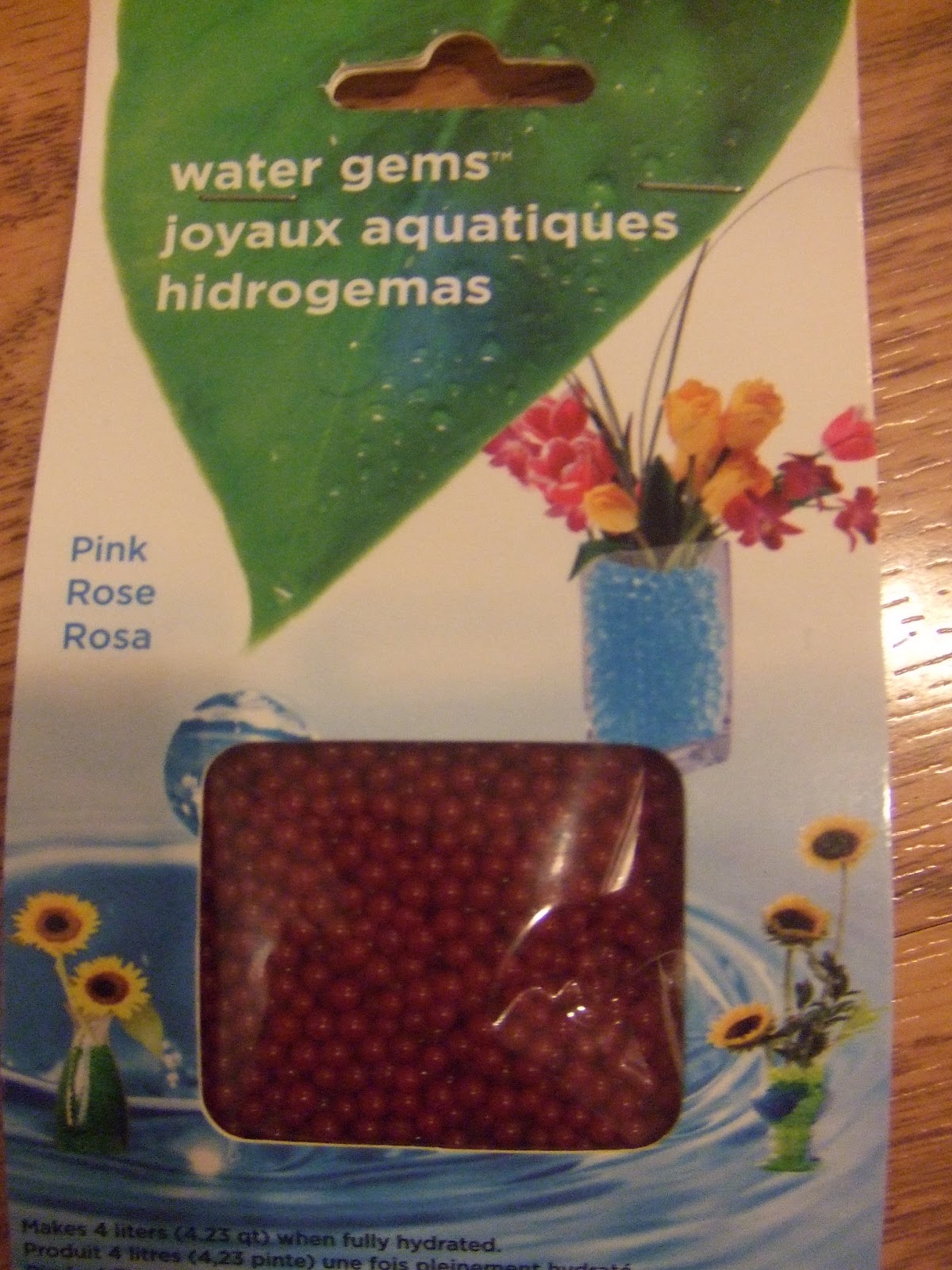 Cachey Mama's World of Learning Bubblegum Scented Water Bead Play