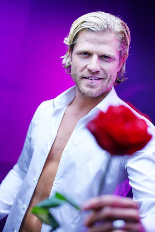 TV Kultur und Kritik Der Bachelor Paul? Wer ist eigentlich Paul? TV Kultur und Kritik Der Bachelor Paul? Wer ist eigentlich Paul?
