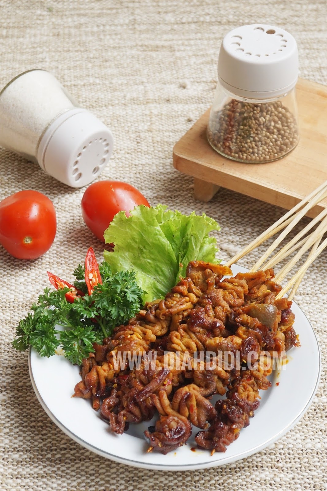 Diah Didi S Kitchen Sate Usus Bumbu Rujak