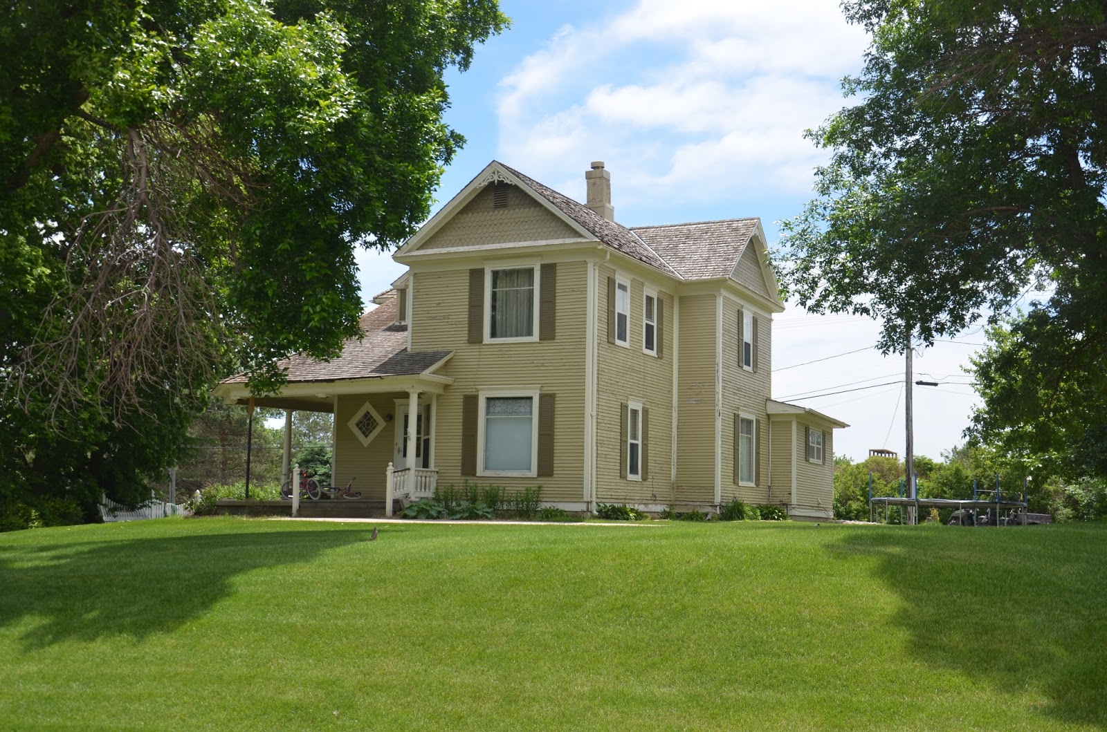 Sutton Nebraska Museum Cedar Street & Park Avenue Sutton Houses Project