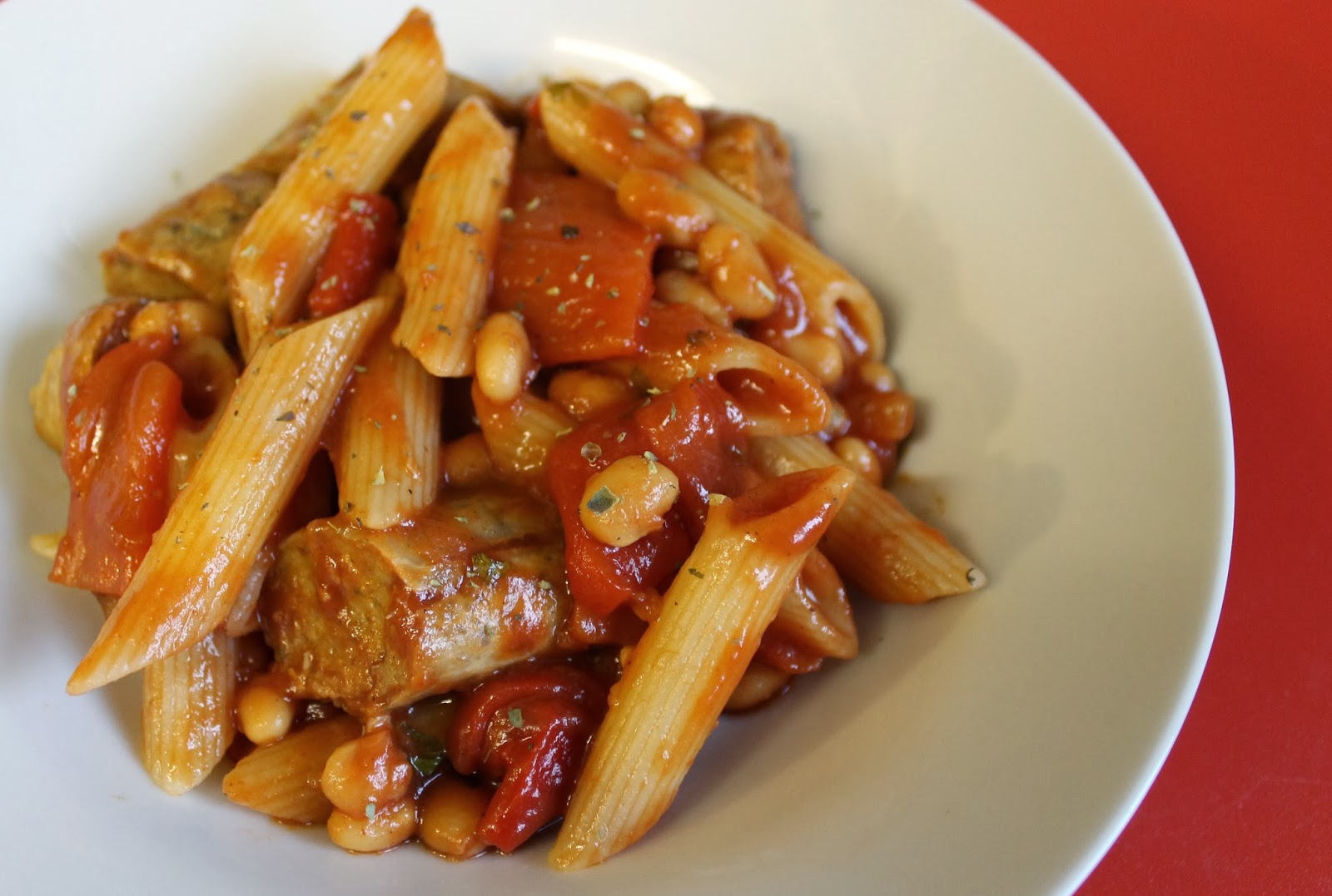 We Don't Eat Anything With A Face: Veggie Sausage & Baked Bean Pasta