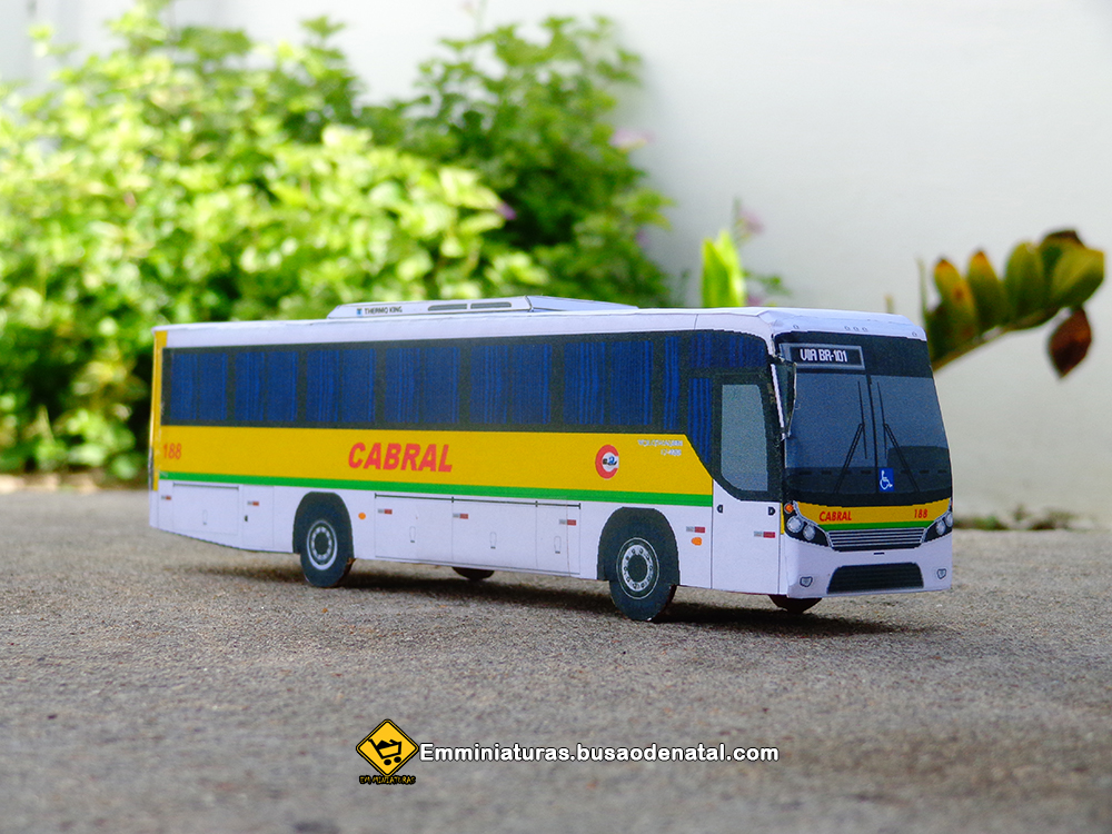Em Miniaturas confecciona Comil Versatile