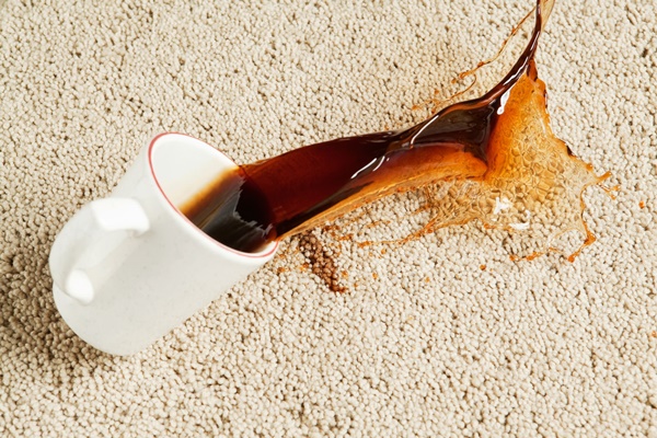 Kahve Lekesi Kıyafetten ve Halıdan Nasıl Çıkar ? KAHVEKAFE Kahve