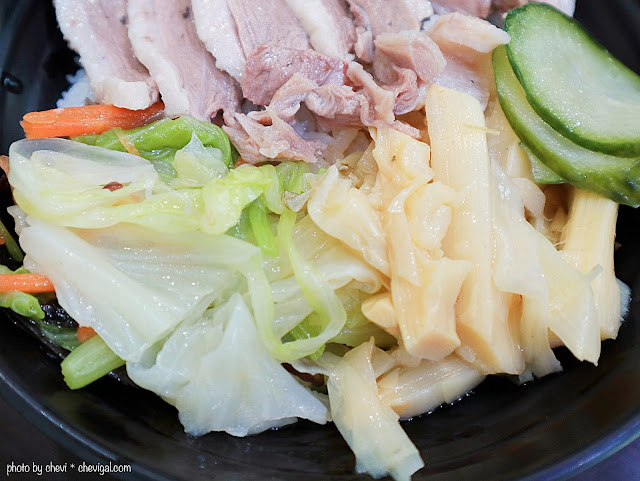 全台好吃鵝肉飯大盤點！實地帶你們走訪中南部人氣鵝肉飯，燻烤、搭紅蔥酥都超酷！