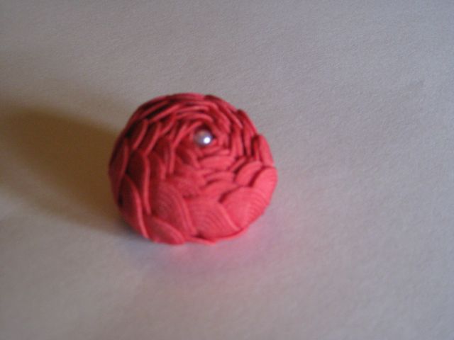 Beau Fleurs: Adventures in Crafting: DIY Rick Rack Fabric Rosettes