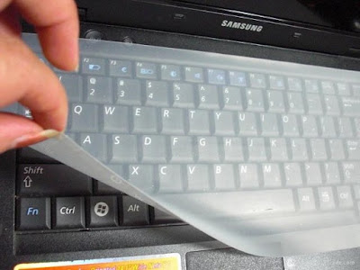 Kondom / Pelindung Keyboard Laptop