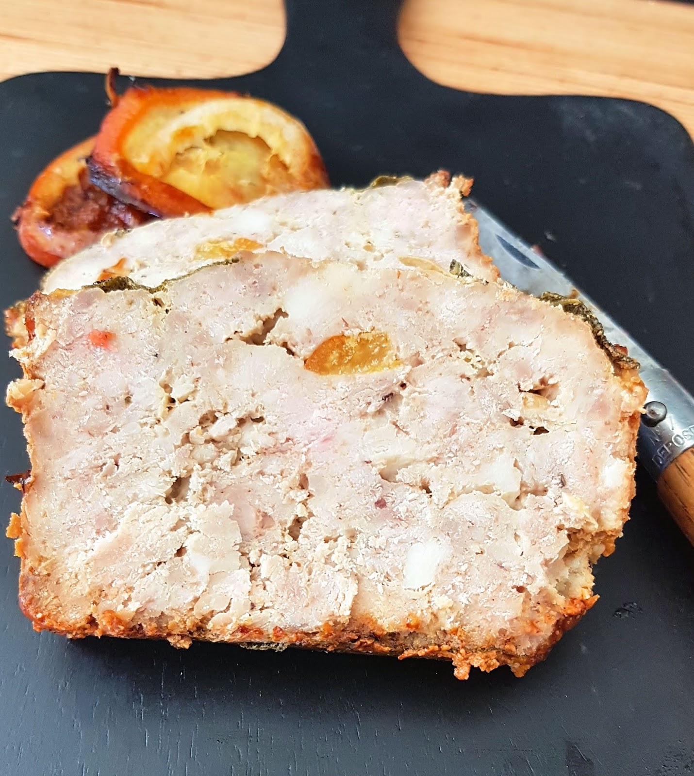 Terrine de porc, sauge et agrumes de Sonia Ezgulian pour Monsieur Appert